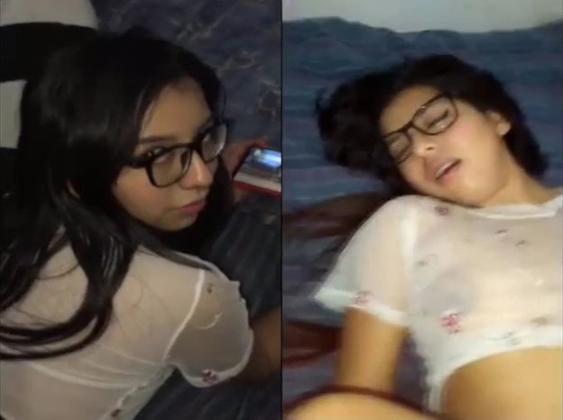 Sexy Teen Fucked While Playing Game On Phone